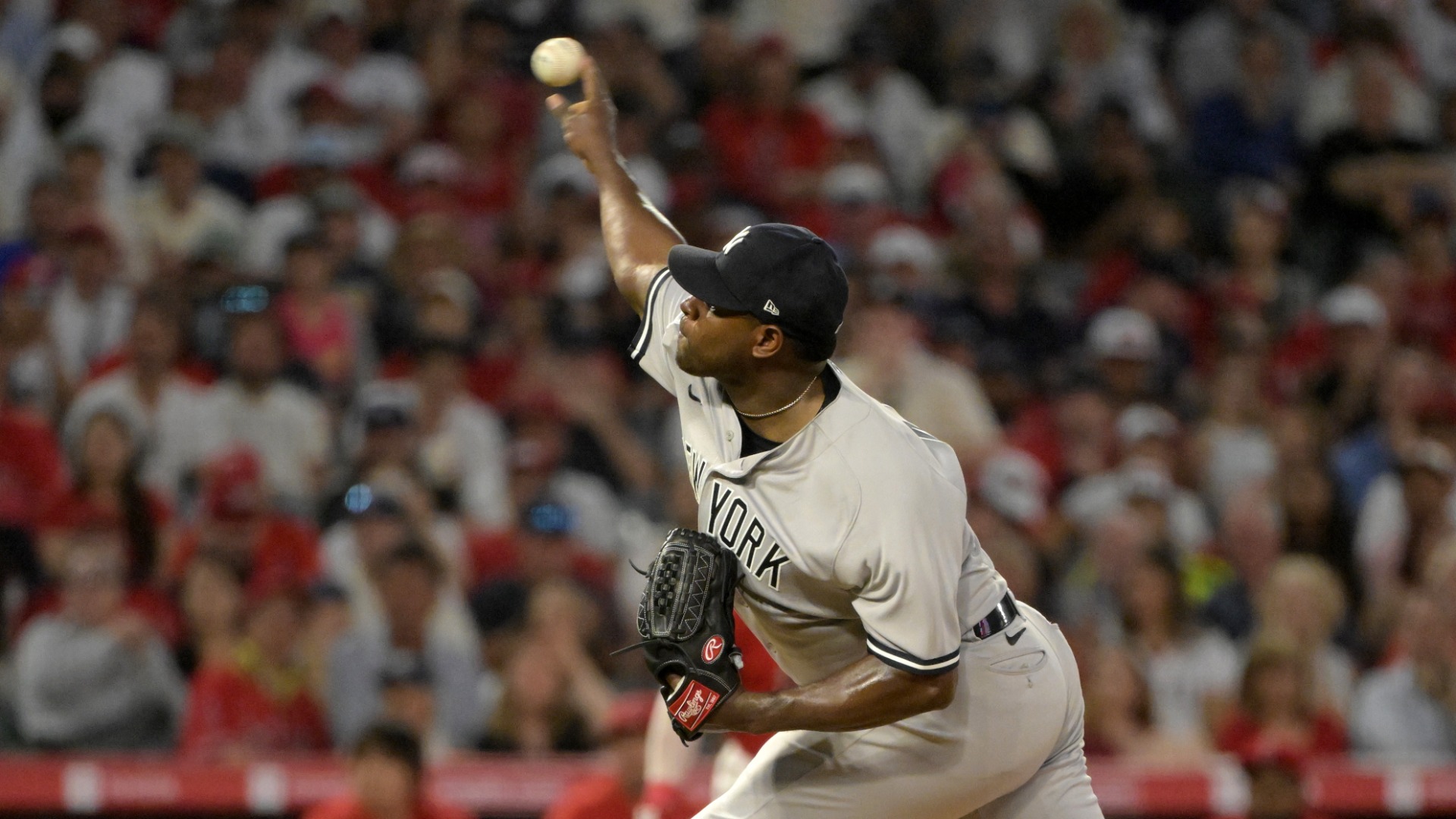 New York Mets starting pitcher Luis Severino